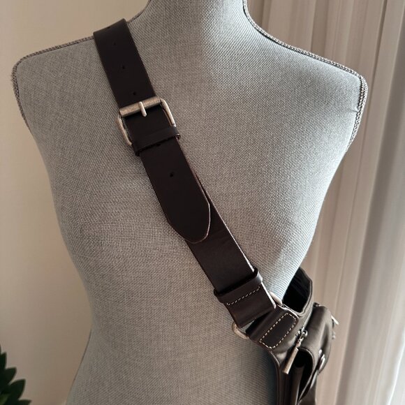 Vintage Roots Crossbody Fanny Pack - Brown - Picture 4 of 13